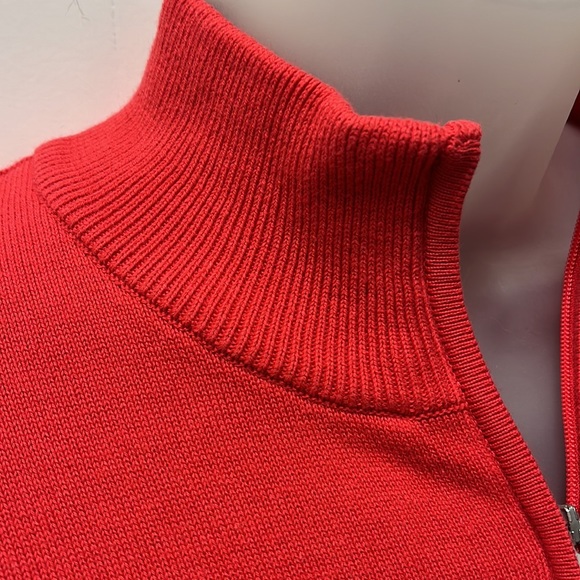 Nivo Red Golf Cardigan - Picture 2 of 6